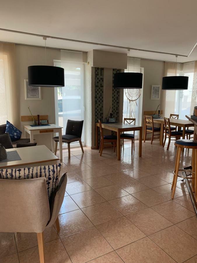 Hotel-Bistro-Europa Merchweiler Bagian luar foto